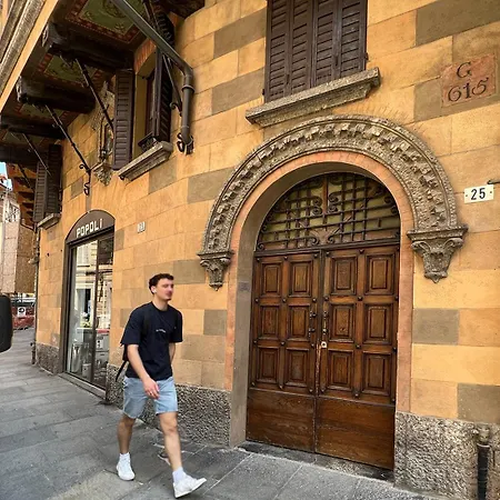 Italia House Tortellinosuite 아파트 *